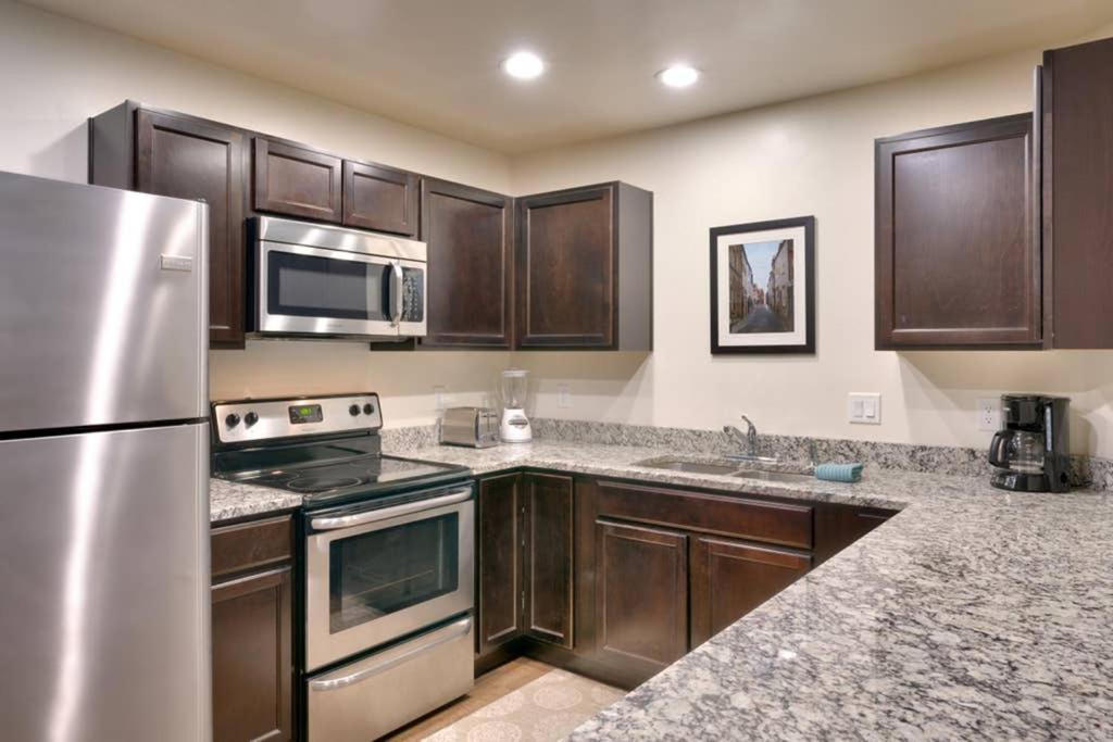 6H Spacious Redcliff Condo, Pool & Hot Tub Moab Exterior foto